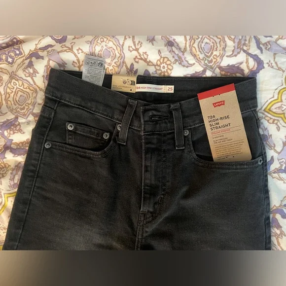 Levi’s 724 HIGH RISE SLIM STRAIGHT WOMEN'S JEANS - Picture 8 of 9